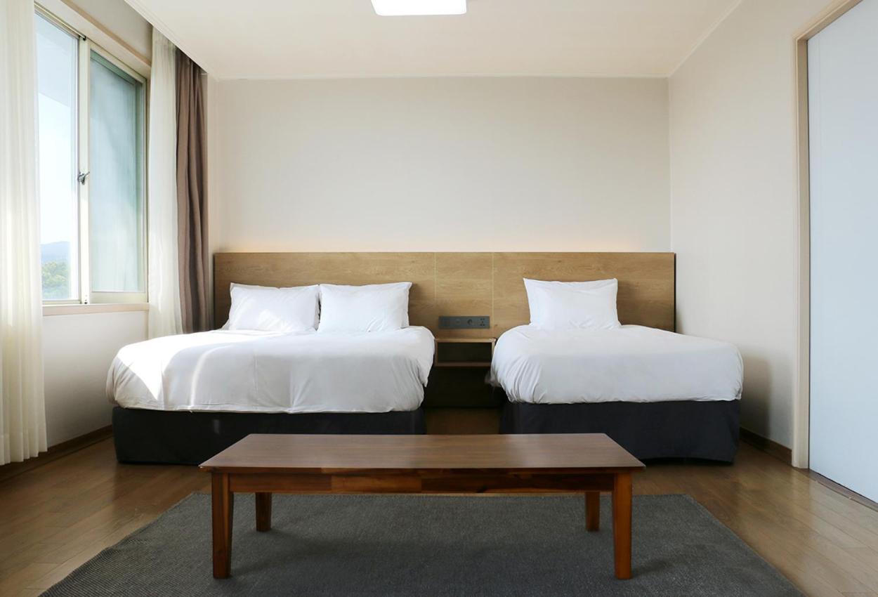 Bloom Hotel Jeju Buitenkant foto